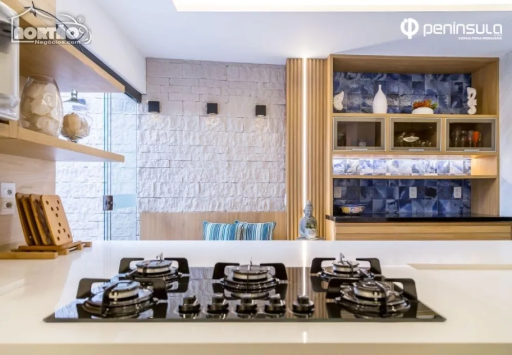 Casa, 7 quartos, 131 m² - Foto 4