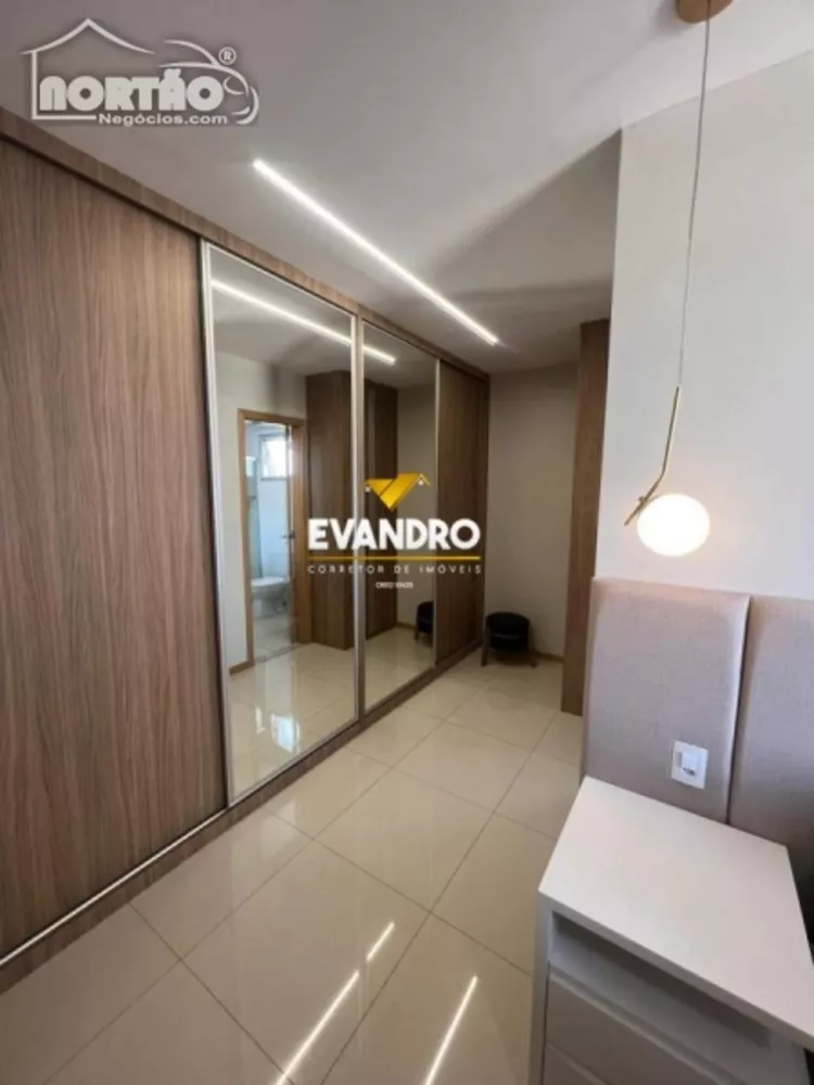 Casa à venda com 3 quartos, 156m² - Foto 2