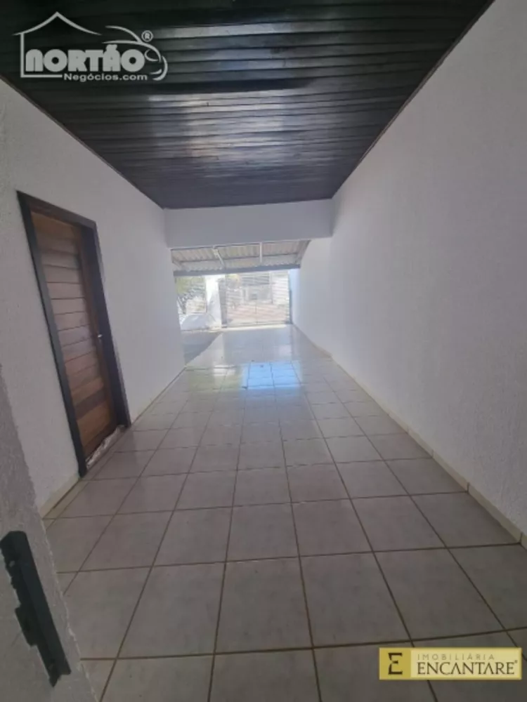 Casa à venda com 4 quartos, 139m² - Foto 3