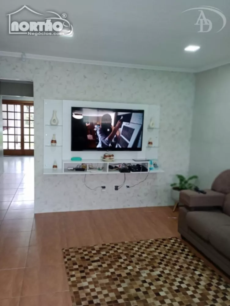 Casa à venda com 6 quartos, 160m² - Foto 5