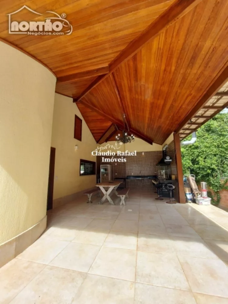 Casa à venda com 6 quartos, 400m² - Foto 10