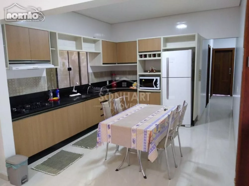 Casa à venda com 4 quartos, 150m² - Foto 5