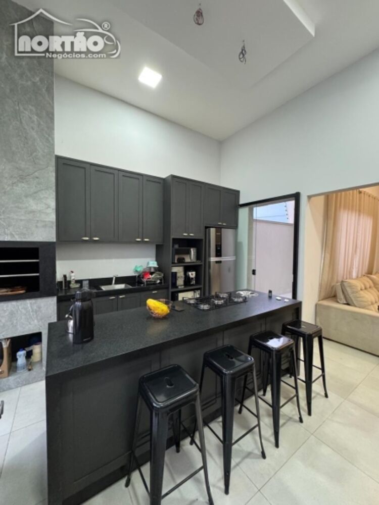 Casa, 4 quartos, 144 m² - Foto 3