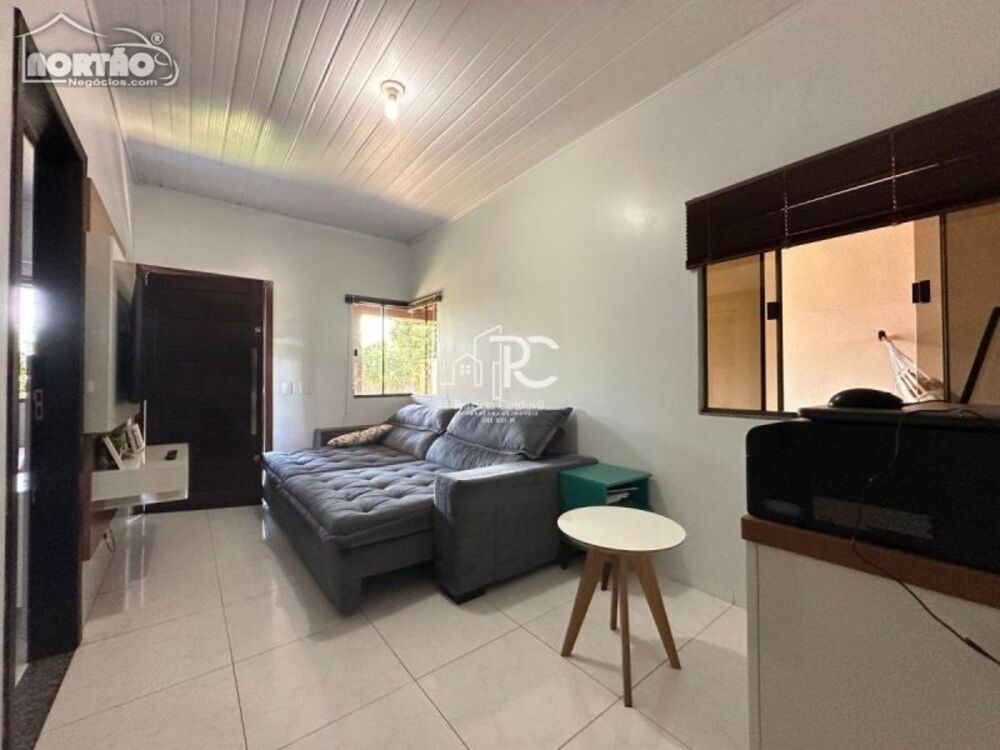 Casa à venda com 2 quartos, 250m² - Foto 10