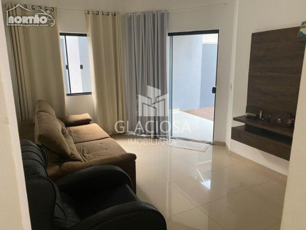 Casa, 3 quartos, 85 m² - Foto 2