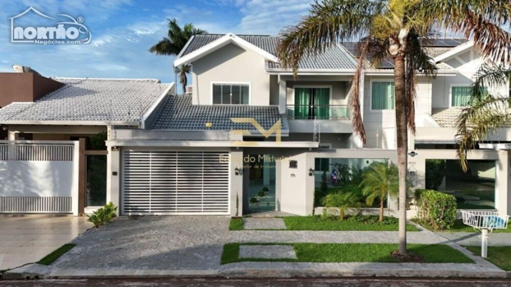 Casa, 3 quartos, 196 m² - Foto 2