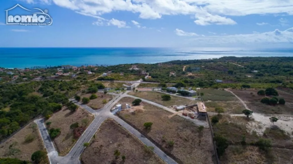 Terreno à venda com 4 quartos, 300m² - Foto 5