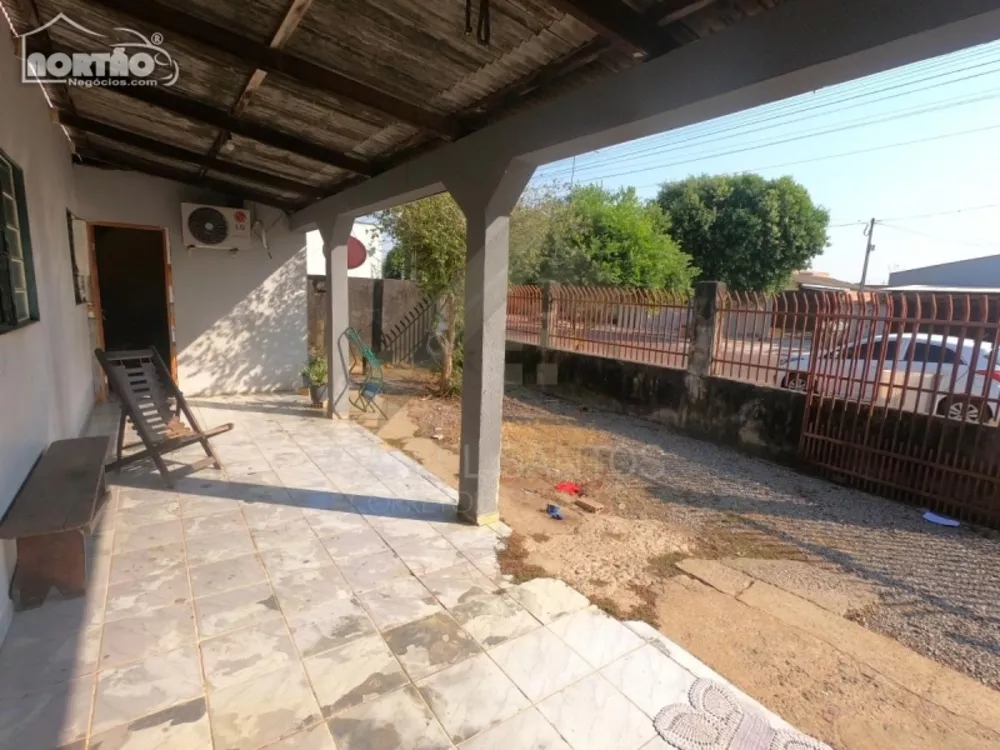 Casa à venda com 4 quartos, 110m² - Foto 4