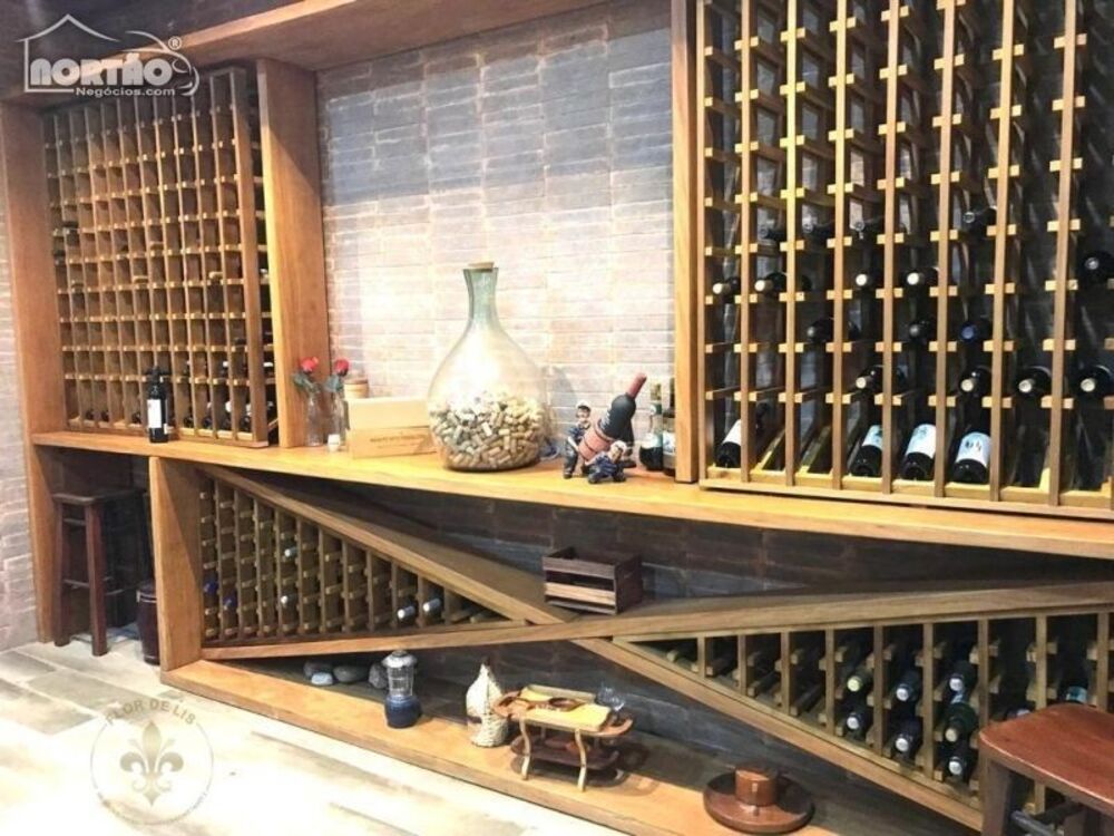 Casa à venda com 1 quarto, 560m² - Foto 4