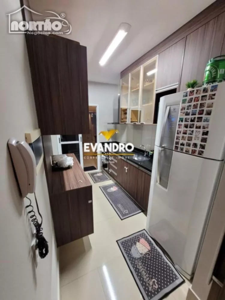 Casa à venda com 3 quartos, 150m² - Foto 8