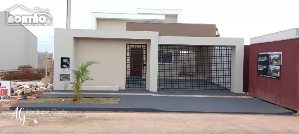 Casa à venda com 2 quartos, 84m² - Foto 1