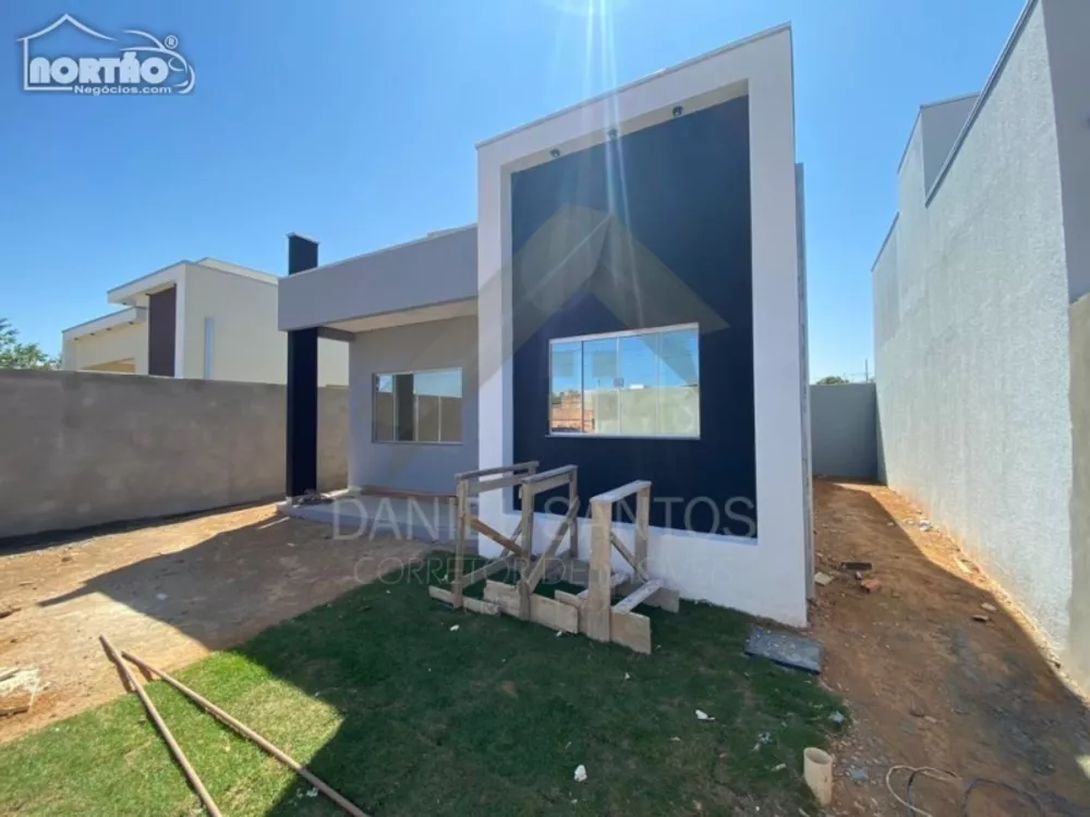 Casa à venda com 3 quartos, 29m² - Foto 4