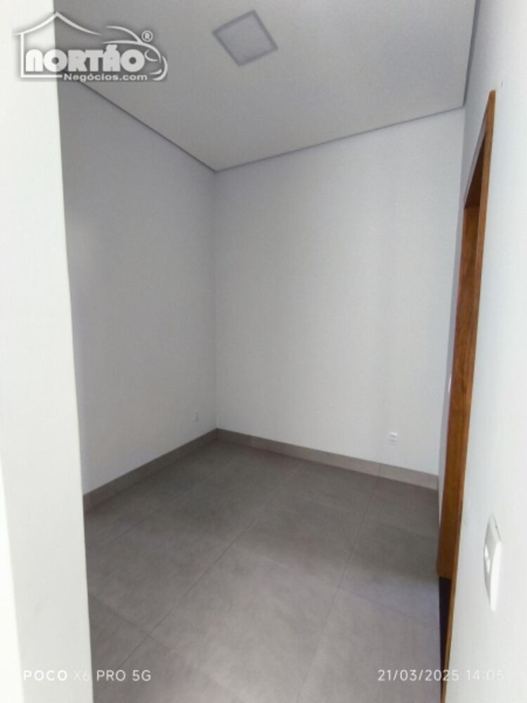 Casa, 4 quartos, 175 m² - Foto 9