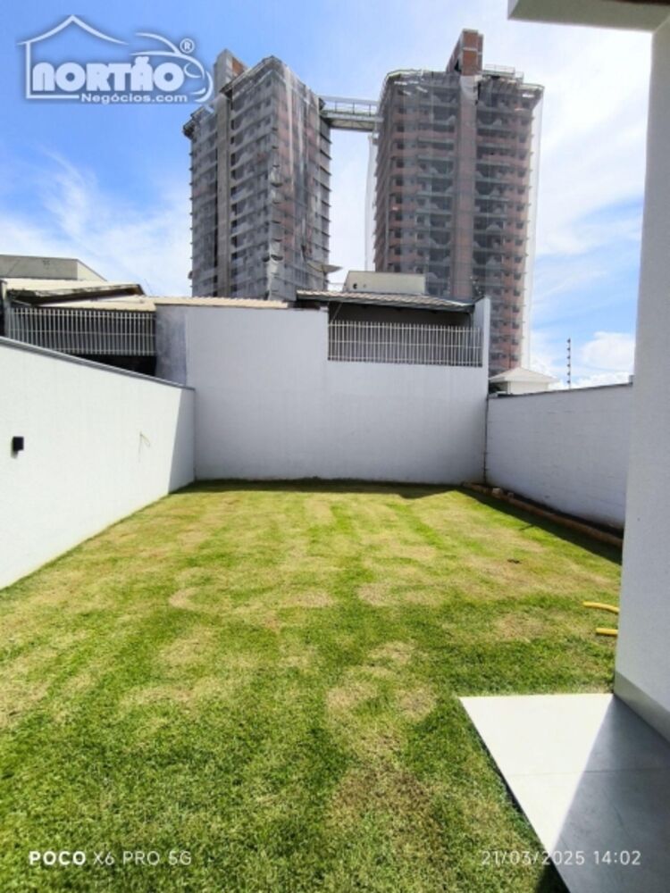 Casa, 4 quartos, 175 m² - Foto 4