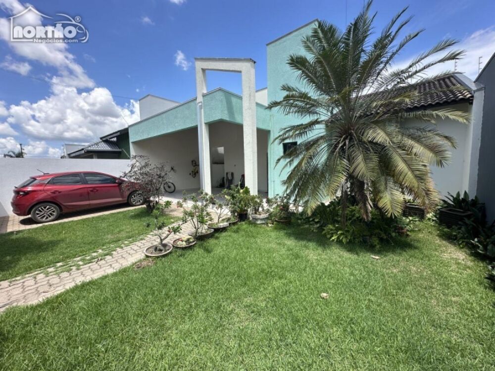 Casa, 4 quartos, 202 m² - Foto 1