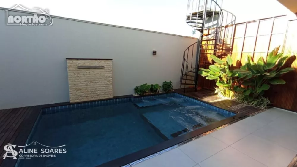 Casa à venda com 4 quartos, 260m² - Foto 2