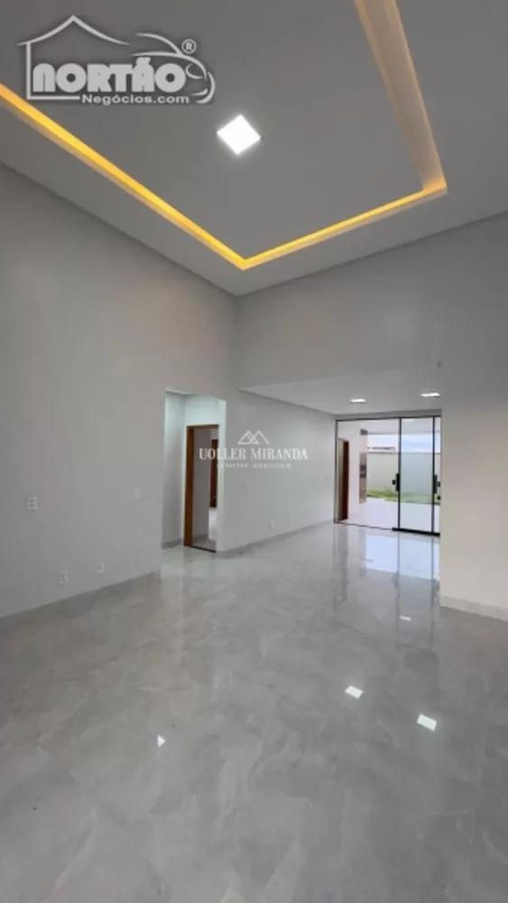 Casa à venda com 4 quartos, 149m² - Foto 3