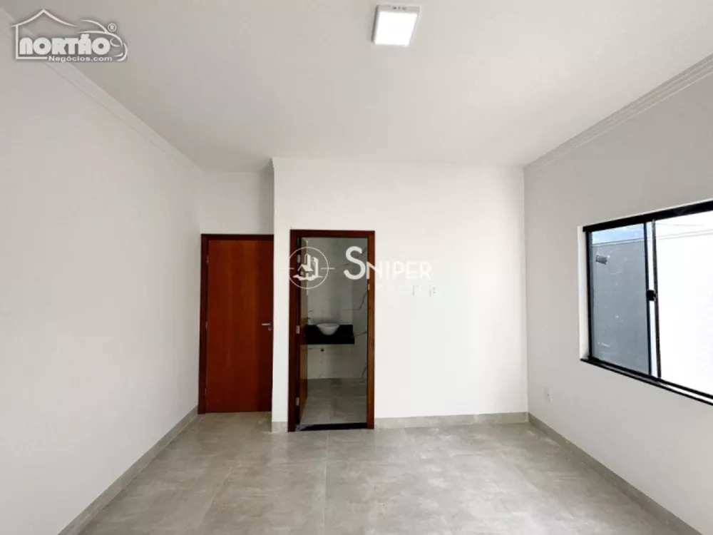 Casa à venda com 3 quartos, 109m² - Foto 4