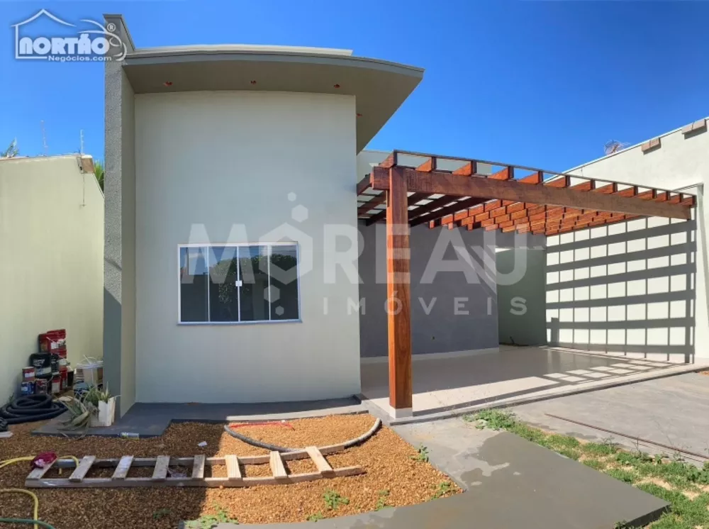 Casa à venda com 4 quartos, 120m² - Foto 3