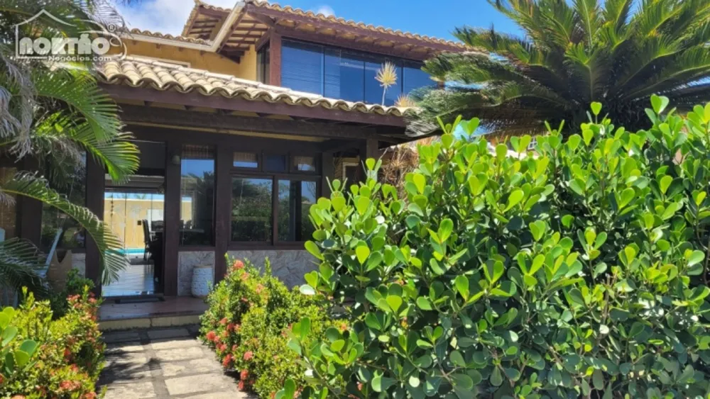 Casa, 4 quartos, 203 m² - Foto 1