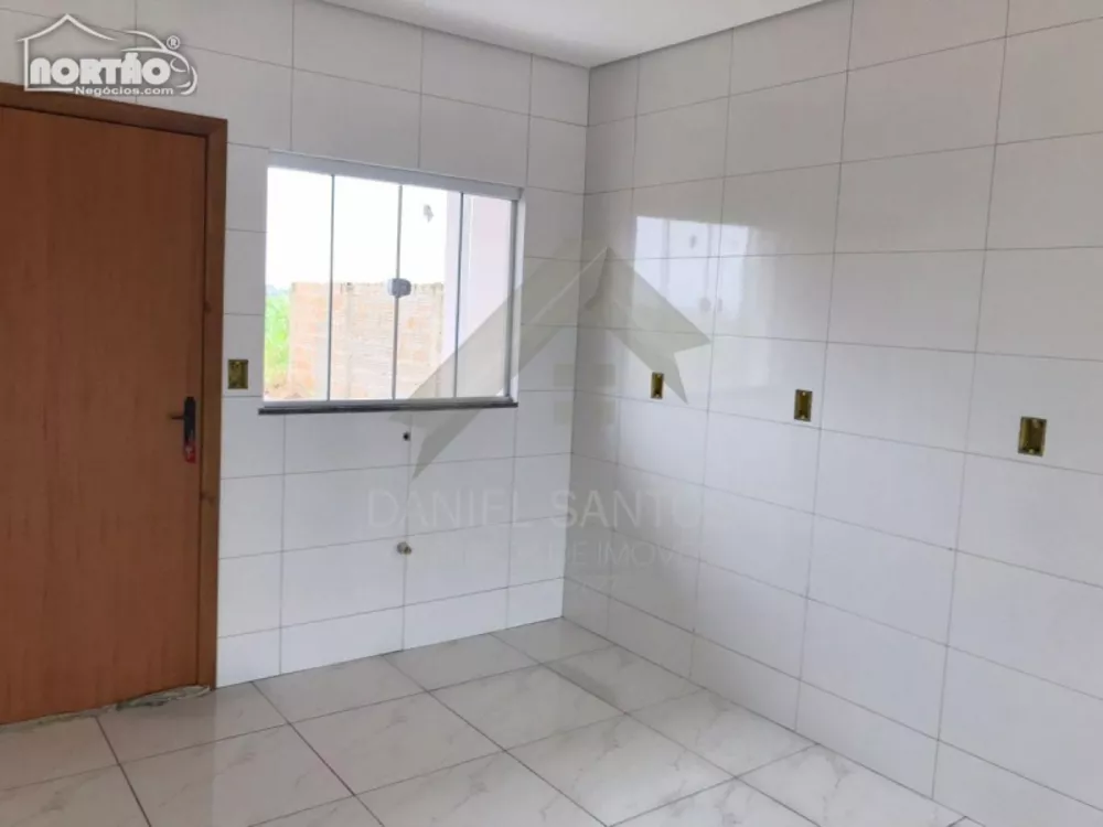 Casa à venda com 3 quartos, 60m² - Foto 6