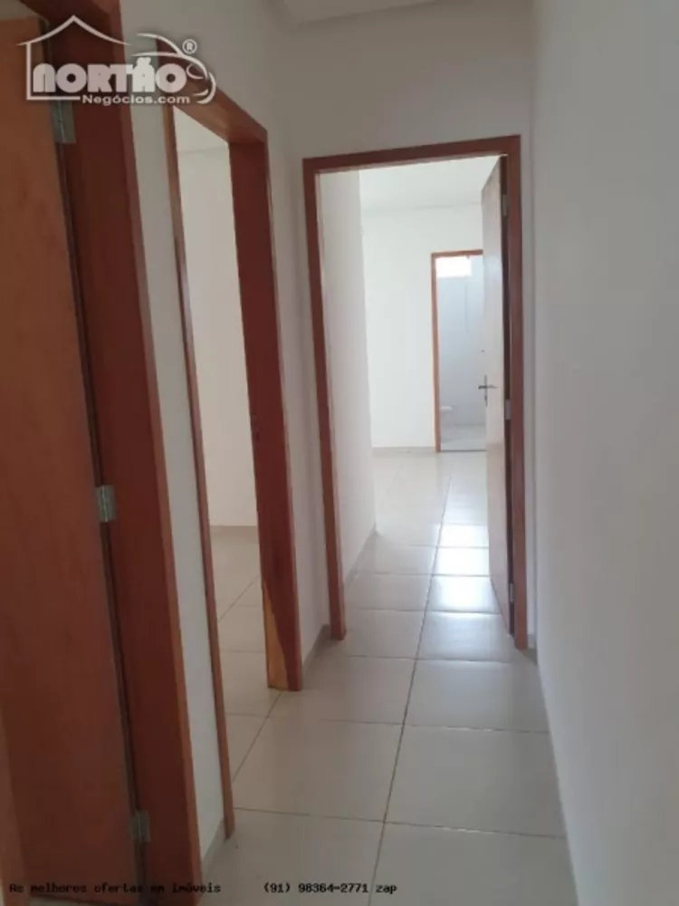 Casa à venda com 3 quartos, 200m² - Foto 4