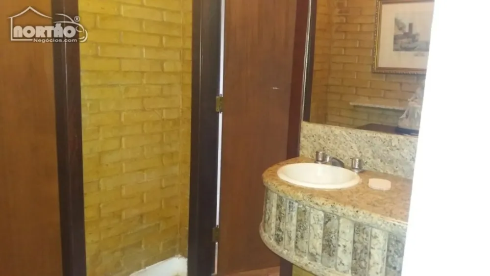 Casa, 6 quartos, 238 m² - Foto 10