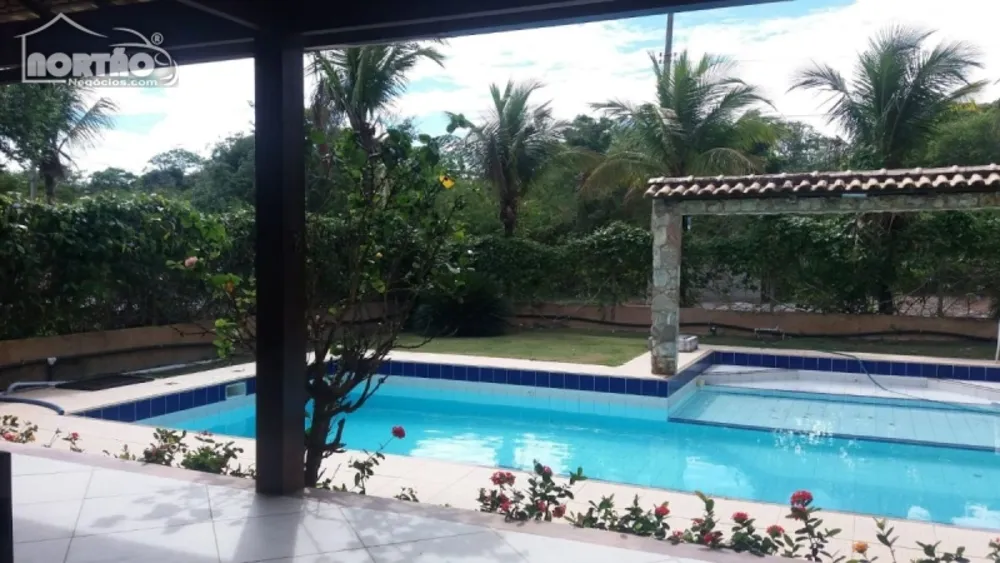 Casa, 6 quartos, 238 m² - Foto 2