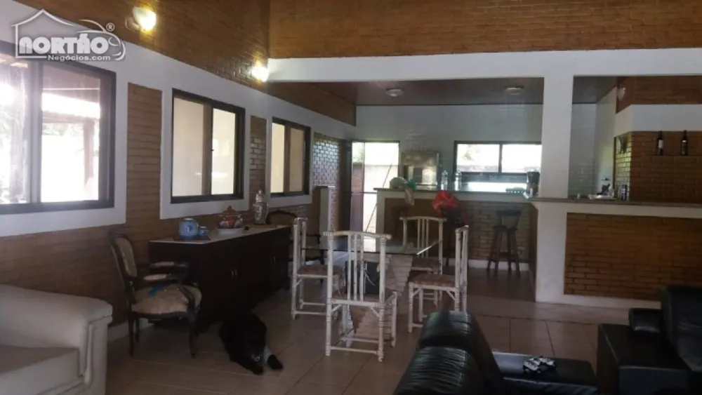 Casa, 6 quartos, 238 m² - Foto 8