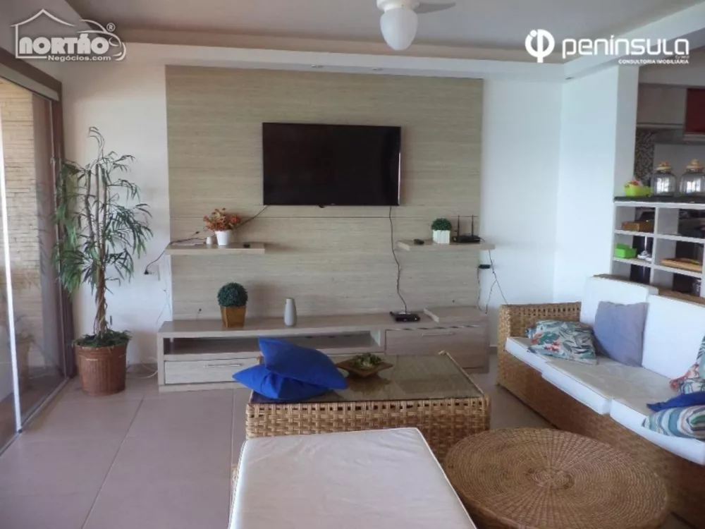 Casa à venda com 4 quartos, 132m² - Foto 3