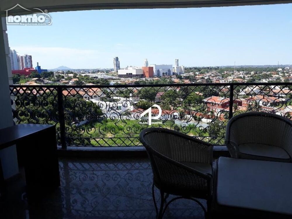 Casa à venda com 2 quartos, 239m² - Foto 2