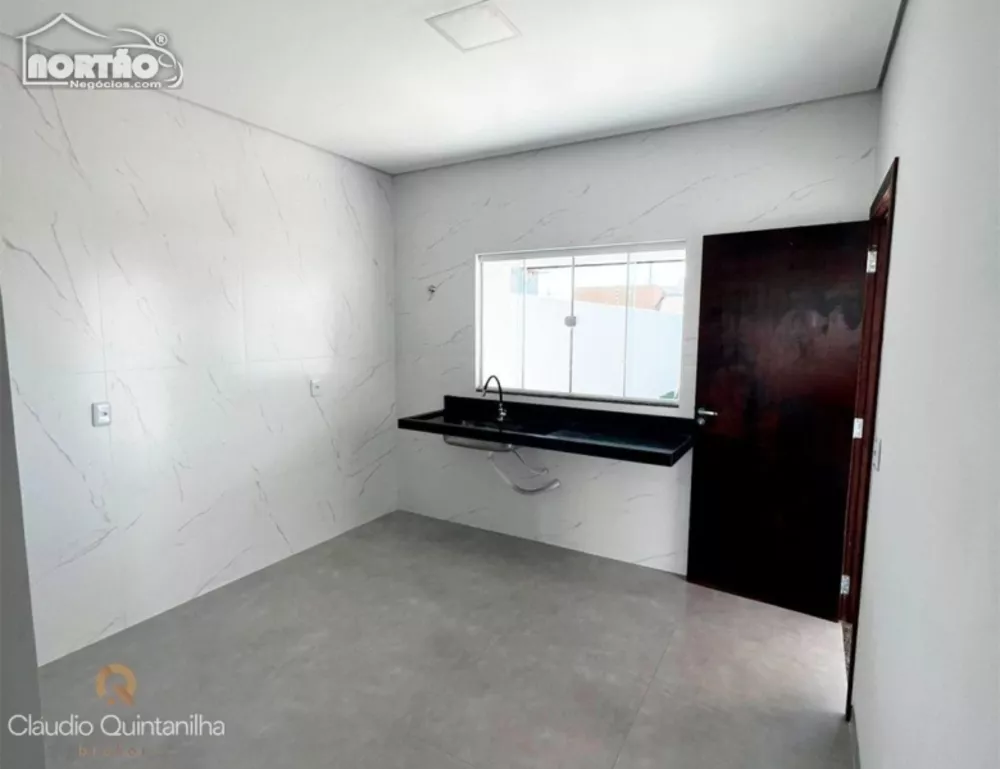 Casa à venda com 5 quartos, 110m² - Foto 6