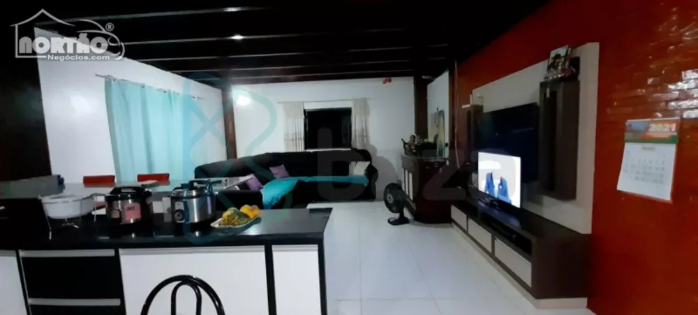 Casa à venda com 3 quartos, 135m² - Foto 2