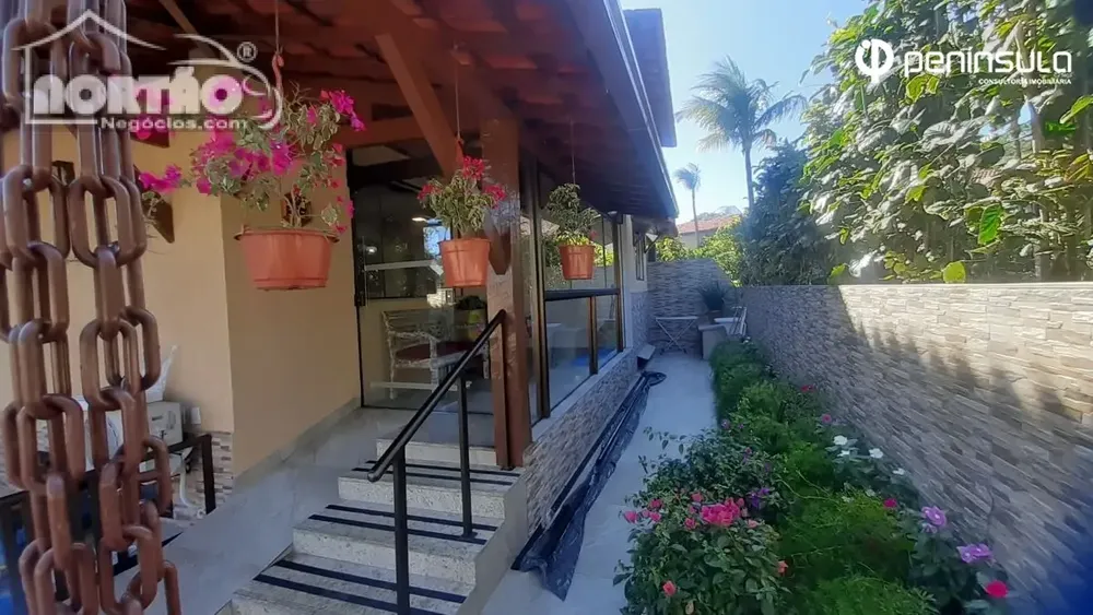 Casa, 7 quartos, 240 m² - Foto 1