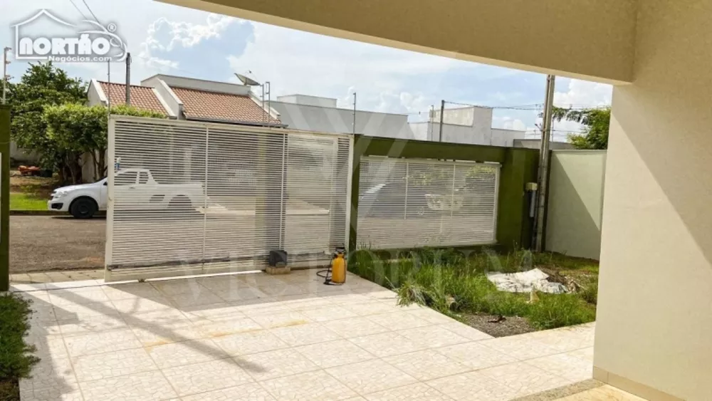 Casa à venda com 2 quartos, 65m² - Foto 2