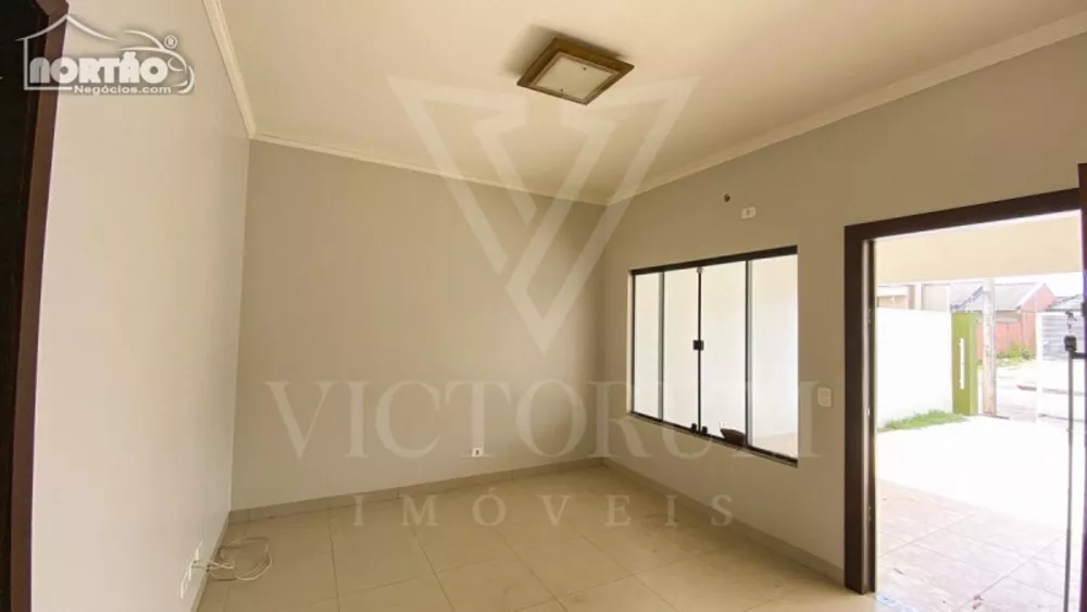 Casa à venda com 2 quartos, 65m² - Foto 4