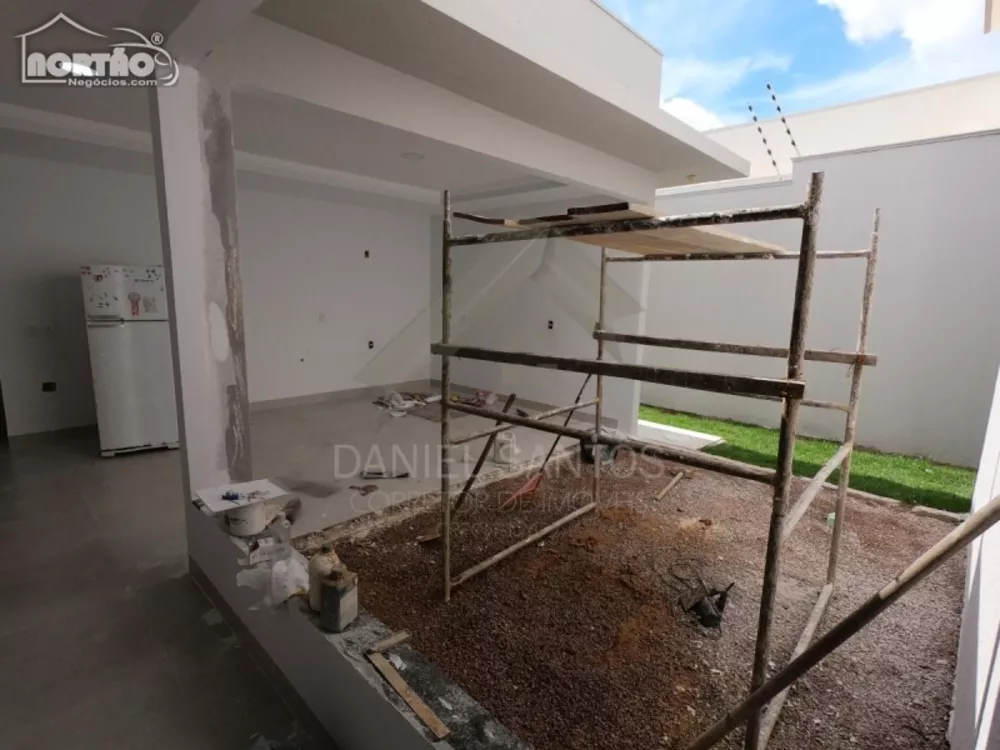 Casa à venda com 3 quartos, 142m² - Foto 8