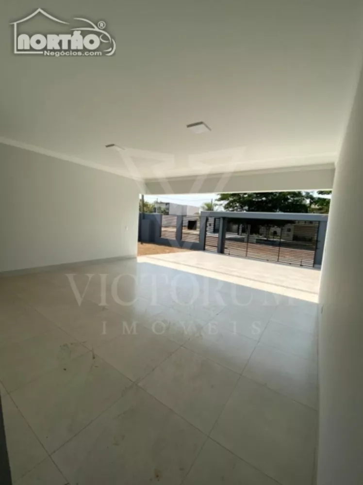 Casa à venda com 3 quartos, 183m² - Foto 3