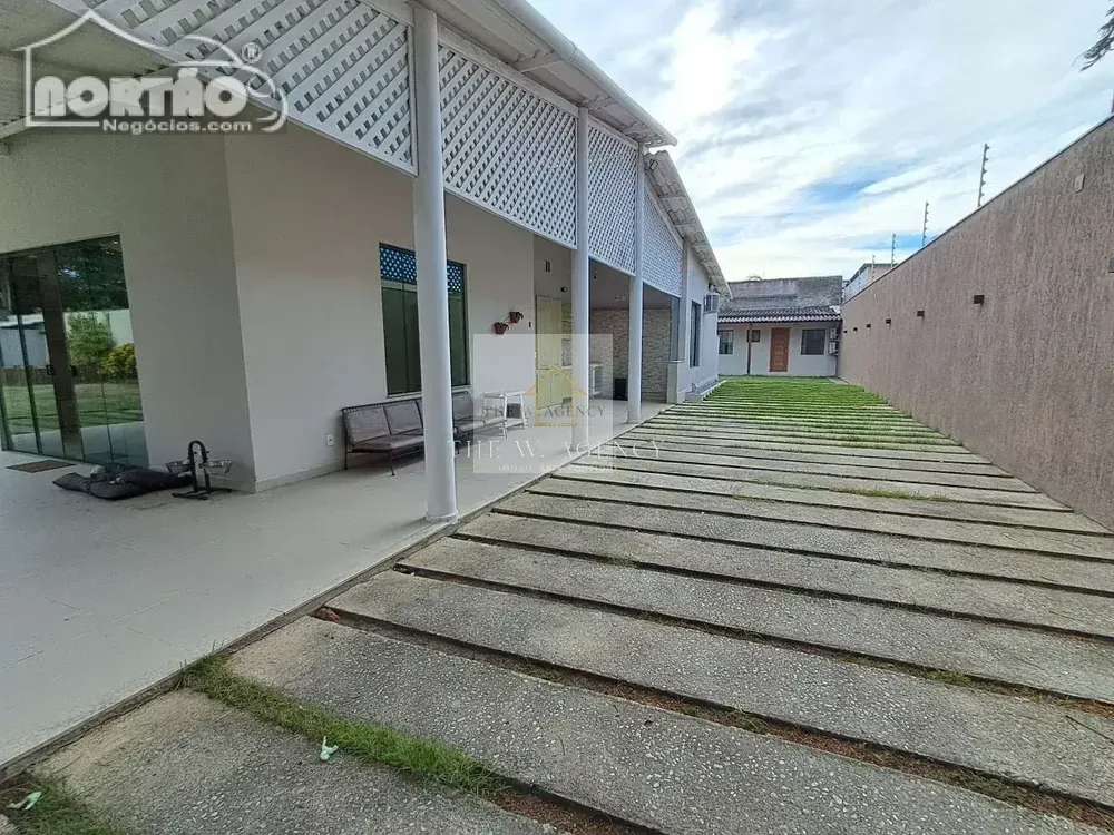 Casa, 5 quartos, 300 m² - Foto 4