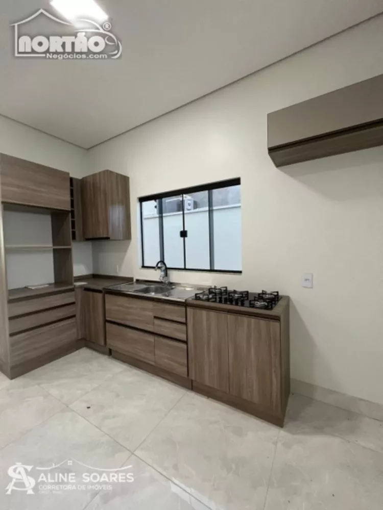 Casa à venda com 4 quartos, 120m² - Foto 4