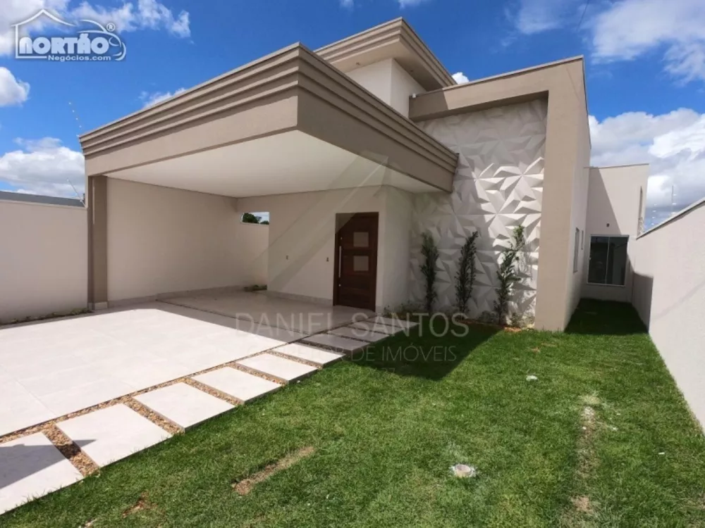 Casa à venda com 3 quartos, 105m² - Foto 2