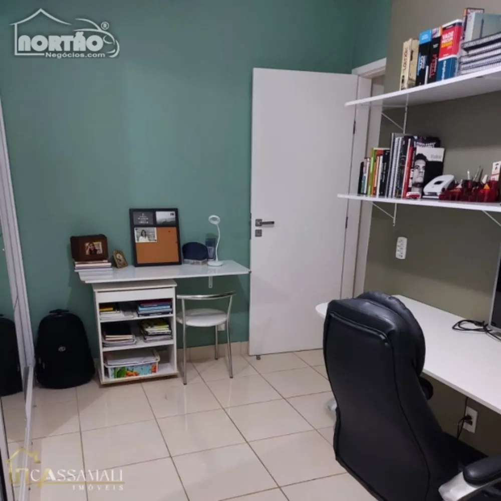 Casa, 5 quartos, 200 m² - Foto 10