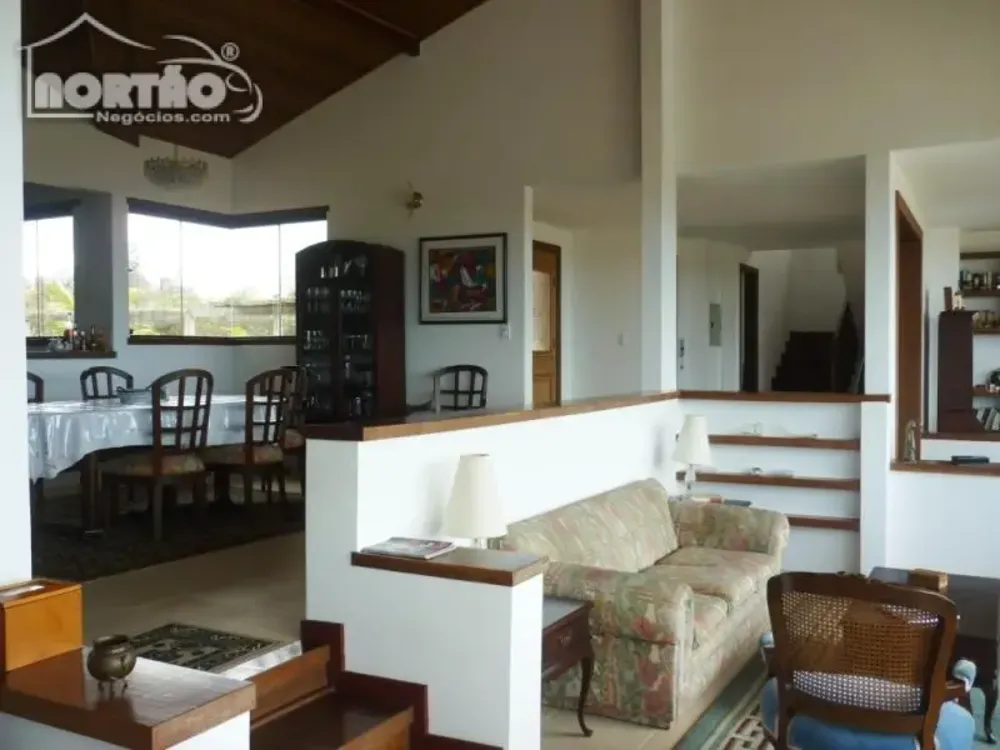 Casa, 6 quartos, 340 m² - Foto 4