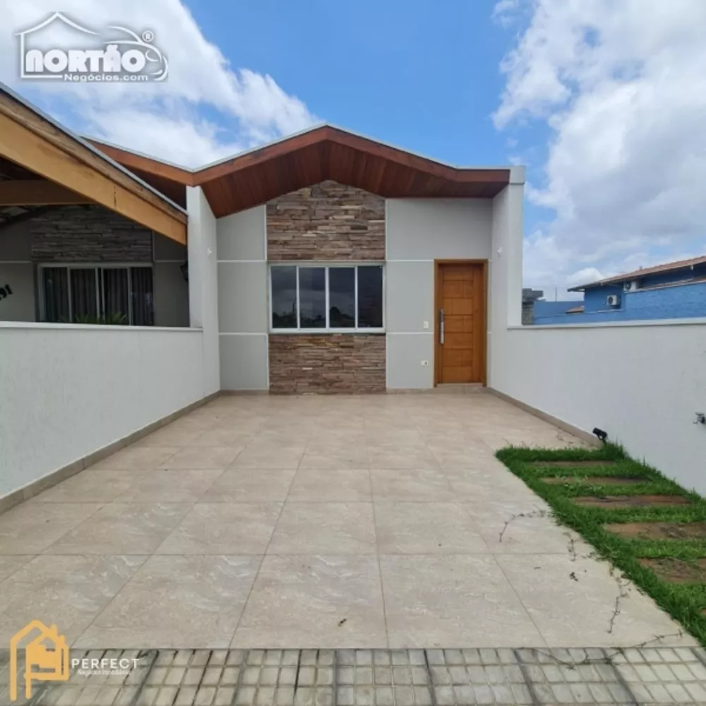 Casa à venda com 3 quartos, 72m² - Foto 1