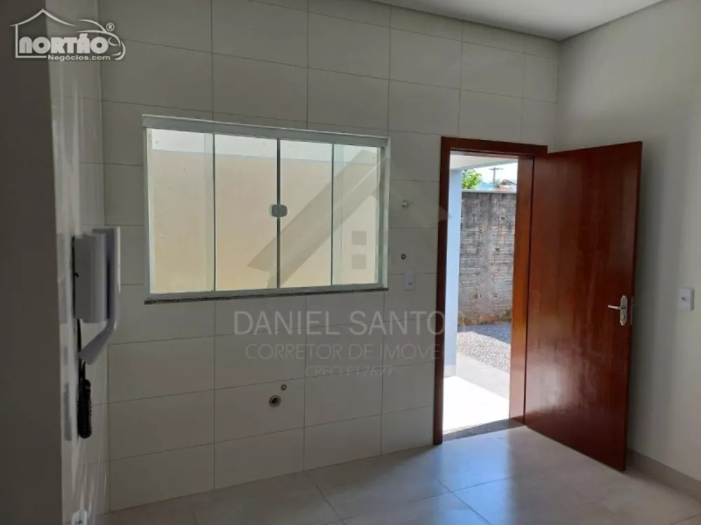 Casa à venda com 3 quartos, 104m² - Foto 5