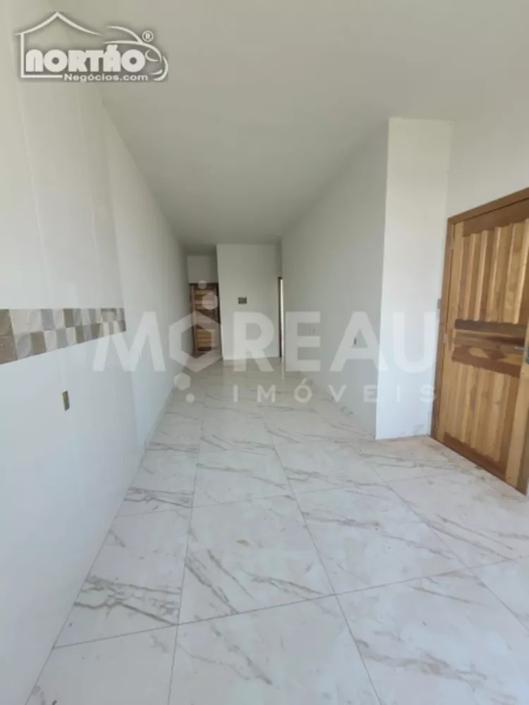 Casa à venda com 3 quartos, 58m² - Foto 2