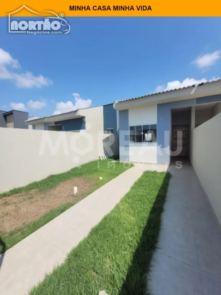 Casa à venda com 3 quartos, 58m² - Foto 1