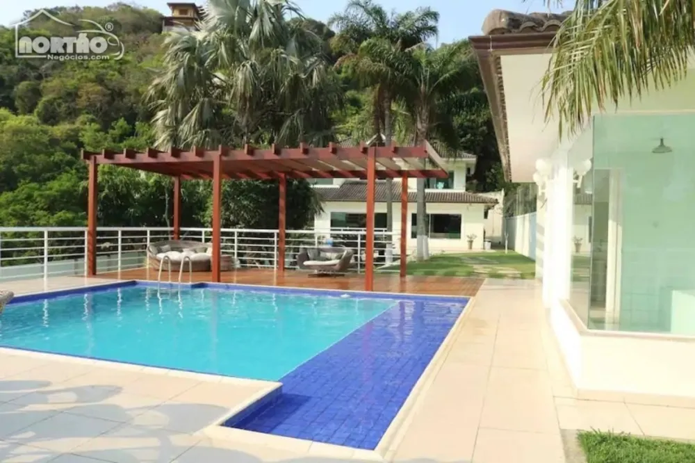 Casa, 8 quartos, 1800 m² - Foto 19