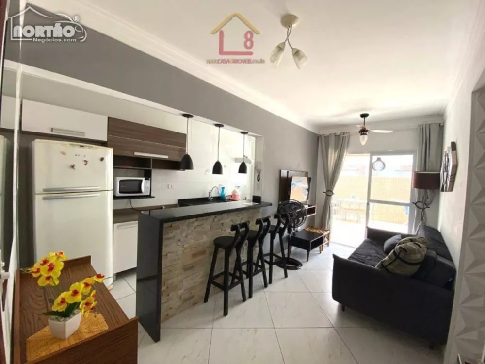 Casa à venda com 2 quartos, 74m² - Foto 4