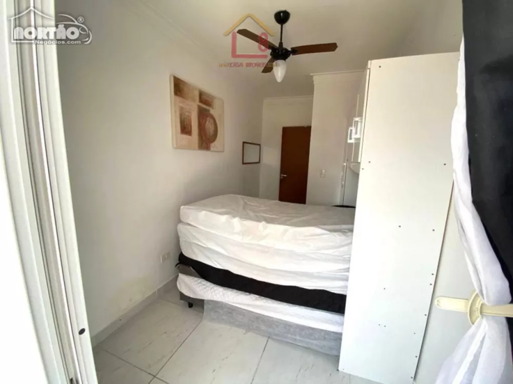 Casa à venda com 2 quartos, 74m² - Foto 8